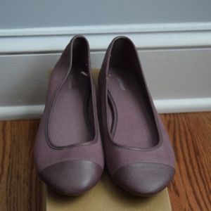Old Navy Women's Cap-Toe Ballet Flats - NWOT 8